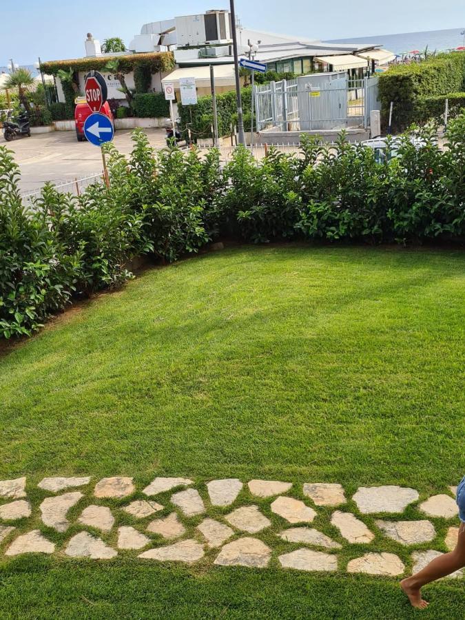 Appartement La Pioggia Nel Pineto à Gaète Extérieur photo